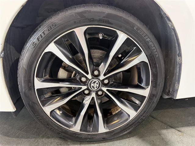 Used 2017 Toyota Corolla XSE w/ Carpet Mat Package (TMS) FWD image 10