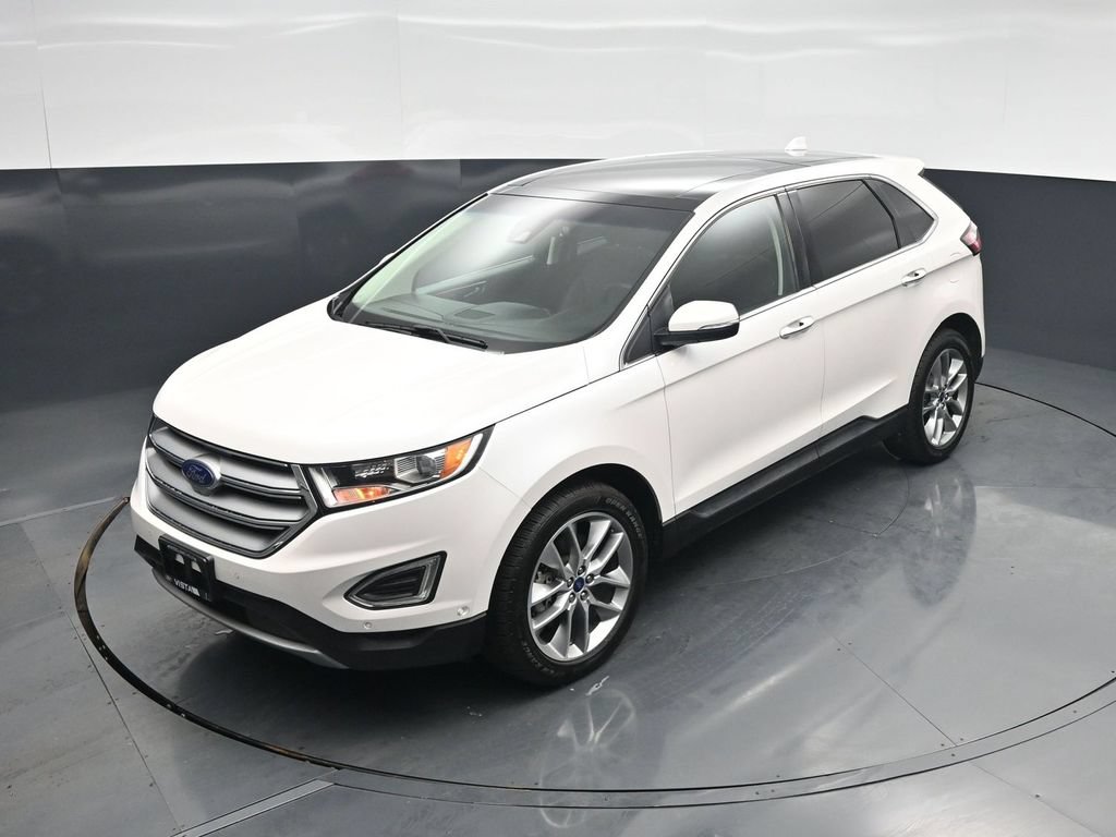 Certified 2018 Ford Edge Titanium w/ Equipment Group 302A AWD/4WD image 36