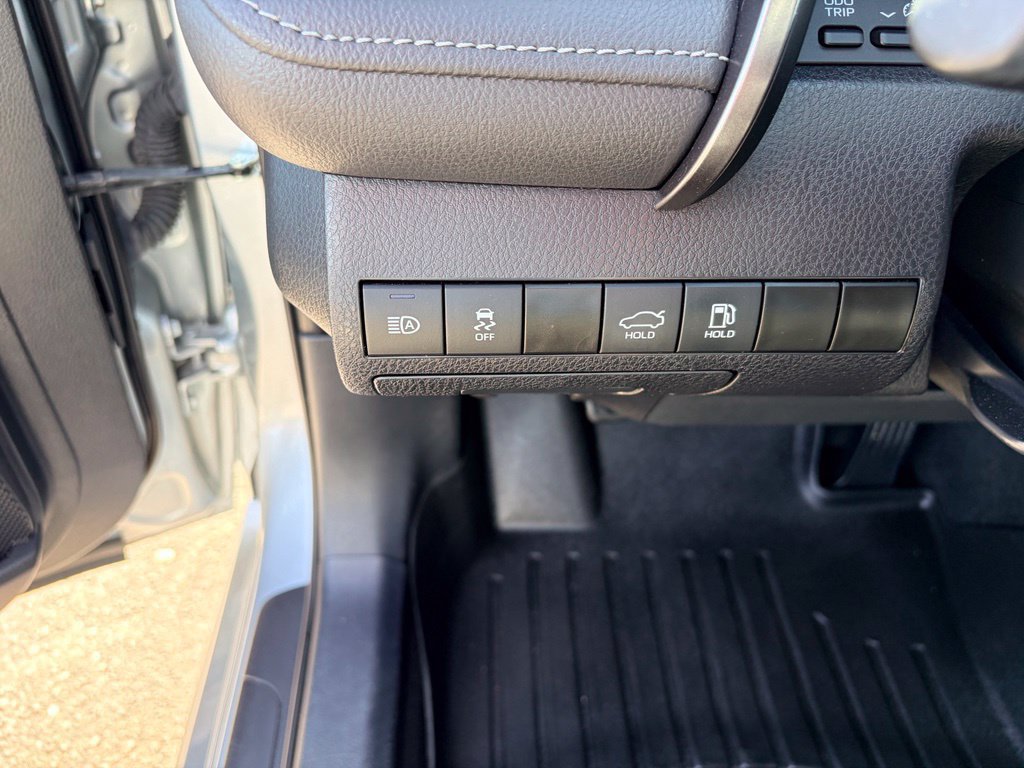 Used 2024 Toyota Camry SE FWD image 20