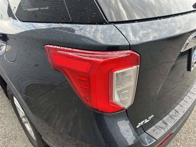 Certified 2023 Ford Explorer XLT w/ Equipment Group 202A AWD/4WD image 37