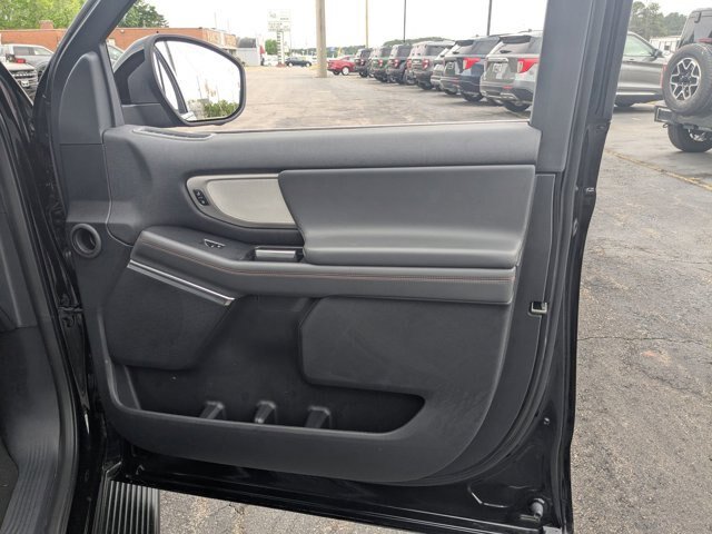 Certified 2025 Ford Expedition Max Active AWD/4WD image 39