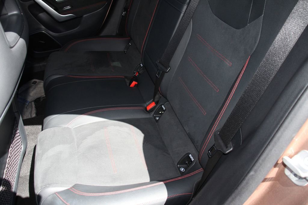 Used 2023 Mercedes-Benz CLA 250 image 20