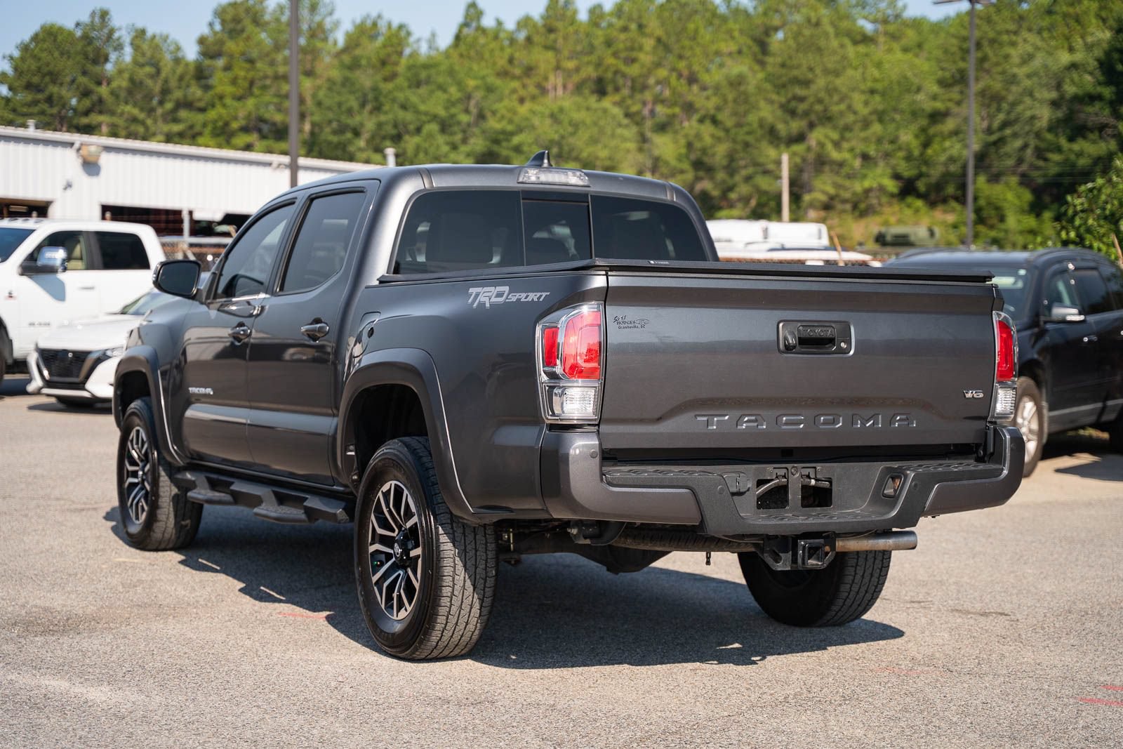 Used 2022 Toyota Tacoma TRD Sport w/ Technology Package RWD image 11