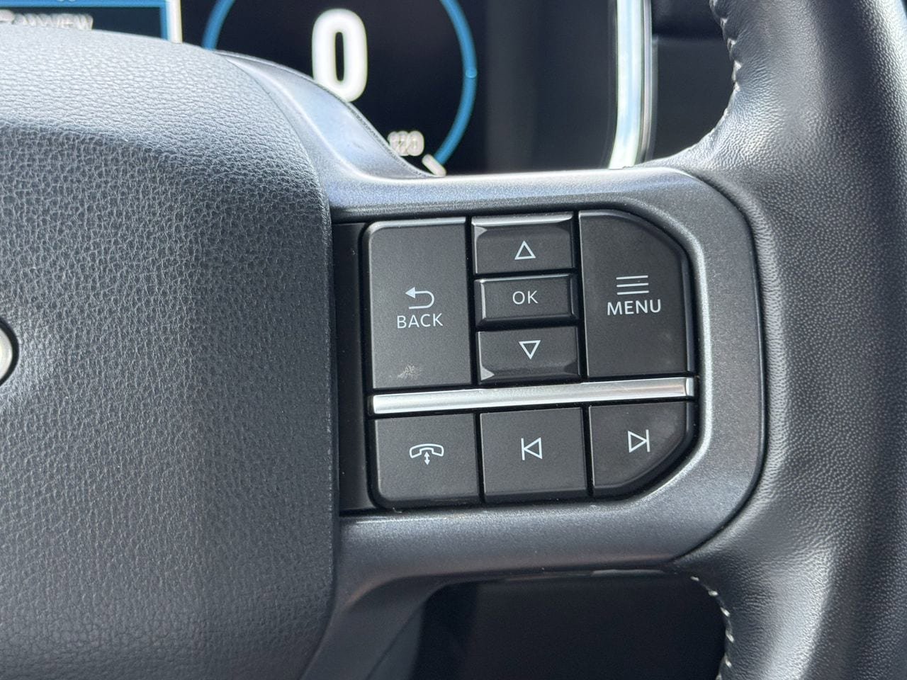 Certified 2023 Ford F150 Lariat w/ FX4 Off-Road Package AWD/4WD image 13