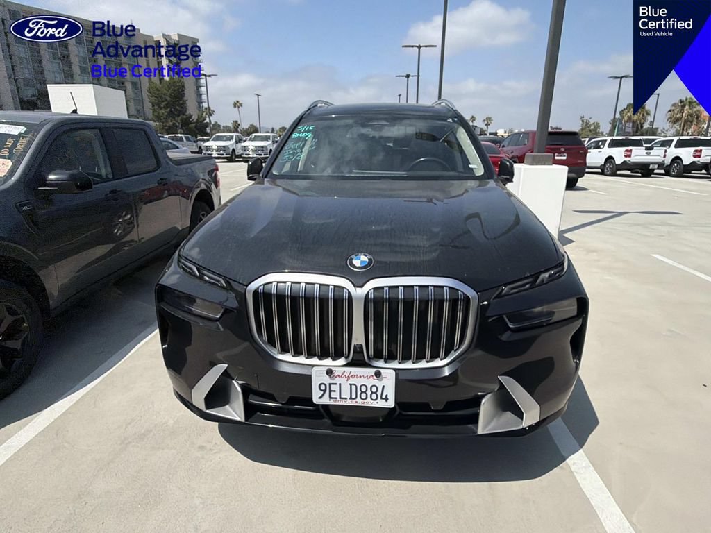 Used 2023 BMW X7 xDrive40i AWD/4WD image 14