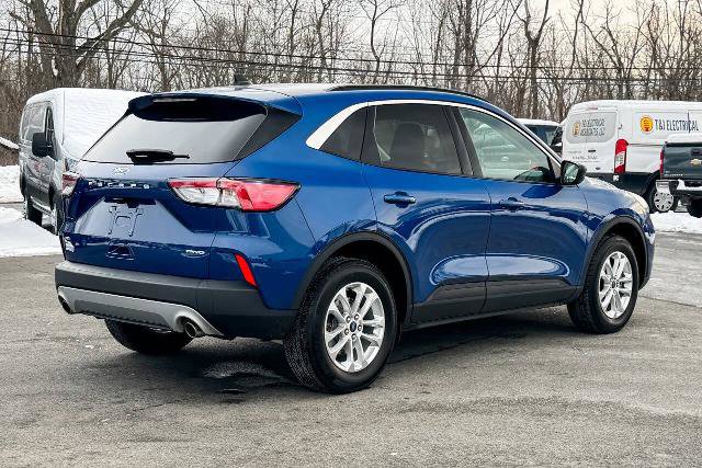 Certified 2022 Ford Escape SE w/ Convenience Package image 3