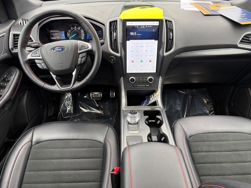 Certified 2023 Ford Edge ST-Line w/ Class II Trailer Tow Package image 13