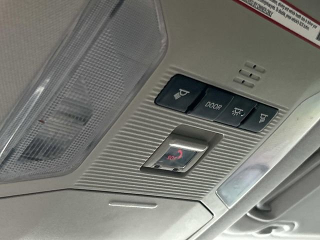 Used 2021 Toyota RAV4 XLE FWD image 37