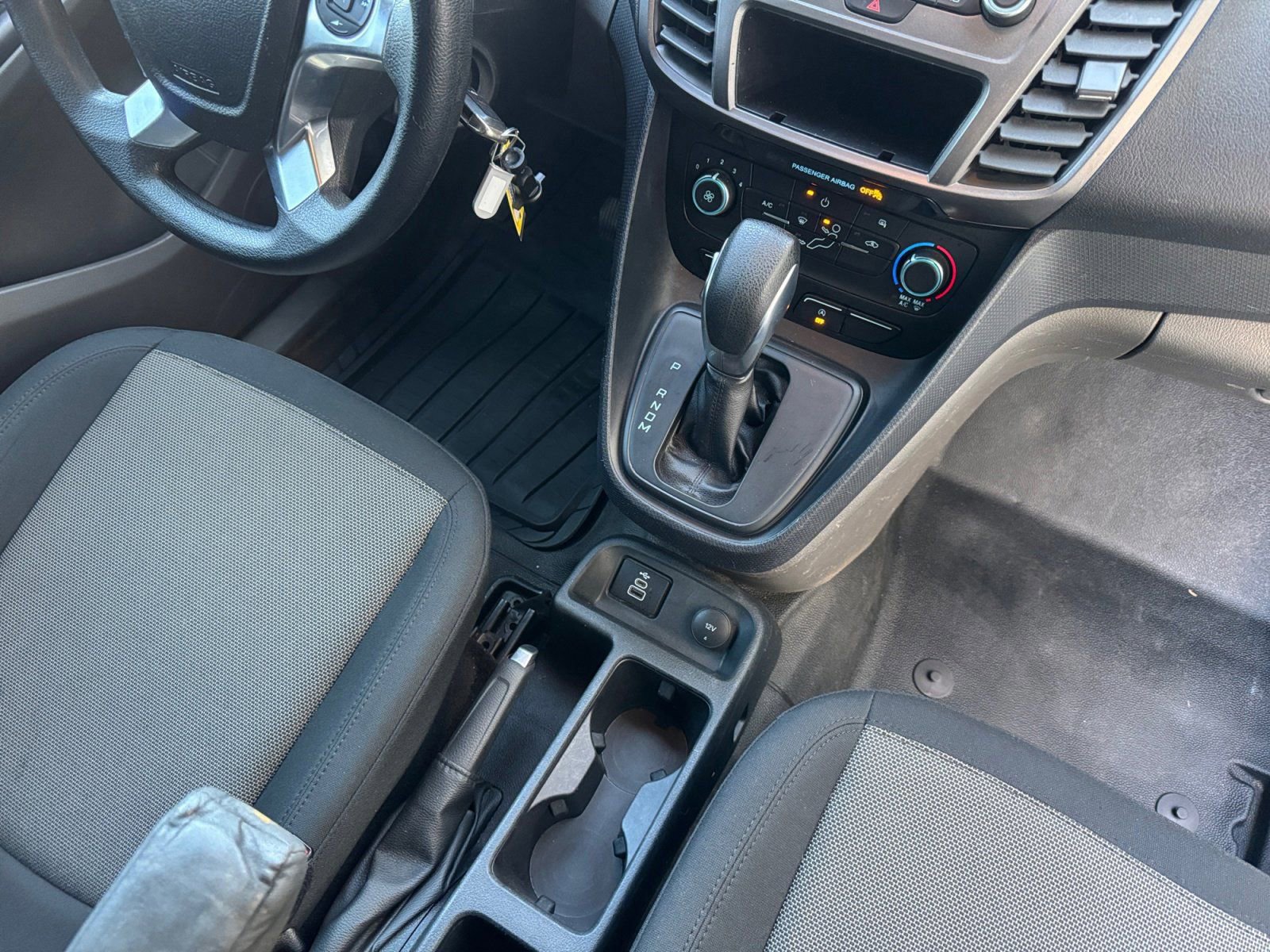 Certified 2022 Ford Transit Connect XL image 11