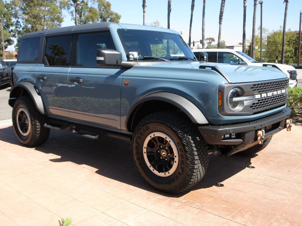 Certified 2023 Ford Bronco Badlands w/ Sasquatch Package AWD/4WD image 6