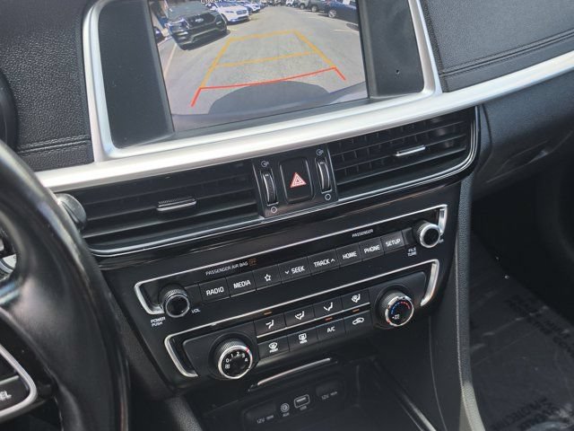 Used 2020 Kia Optima SE FWD image 23