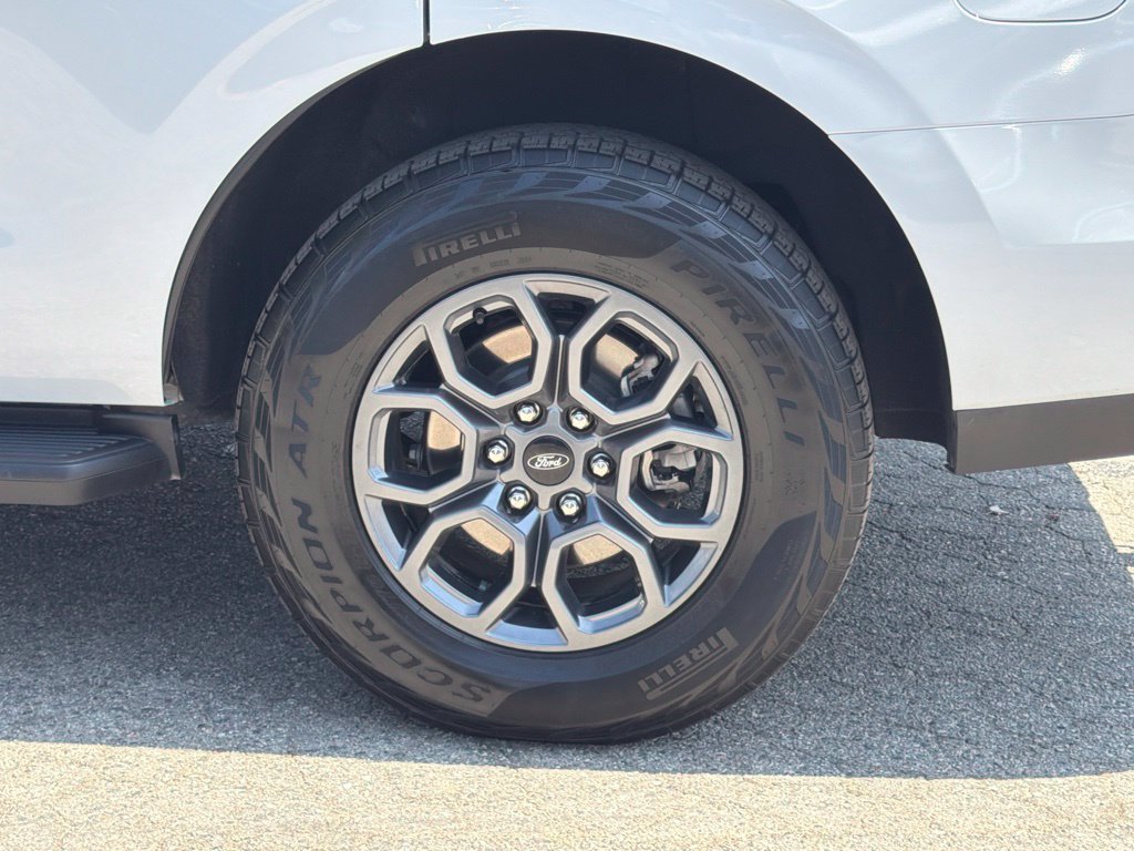 Certified 2025 Ford Expedition Active AWD/4WD image 20