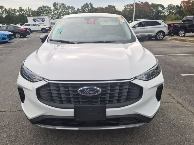 Certified 2026 Ford Escape Active w/ Cold Weather Package AWD/4WD image 9