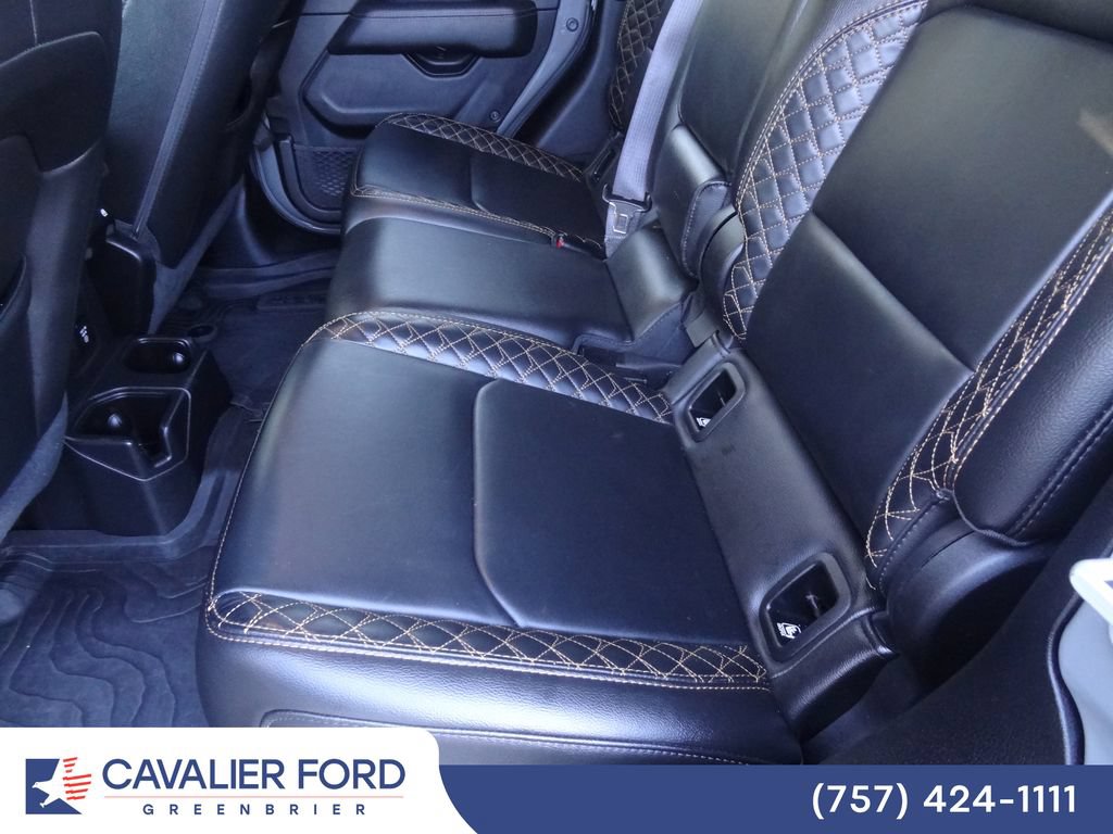 Used 2022 Jeep Gladiator Overland AWD/4WD image 7