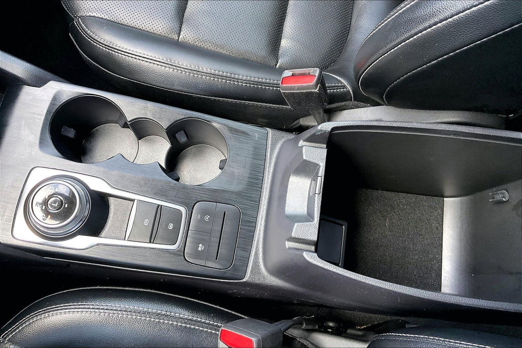 Certified 2022 Ford Escape SEL FWD image 18