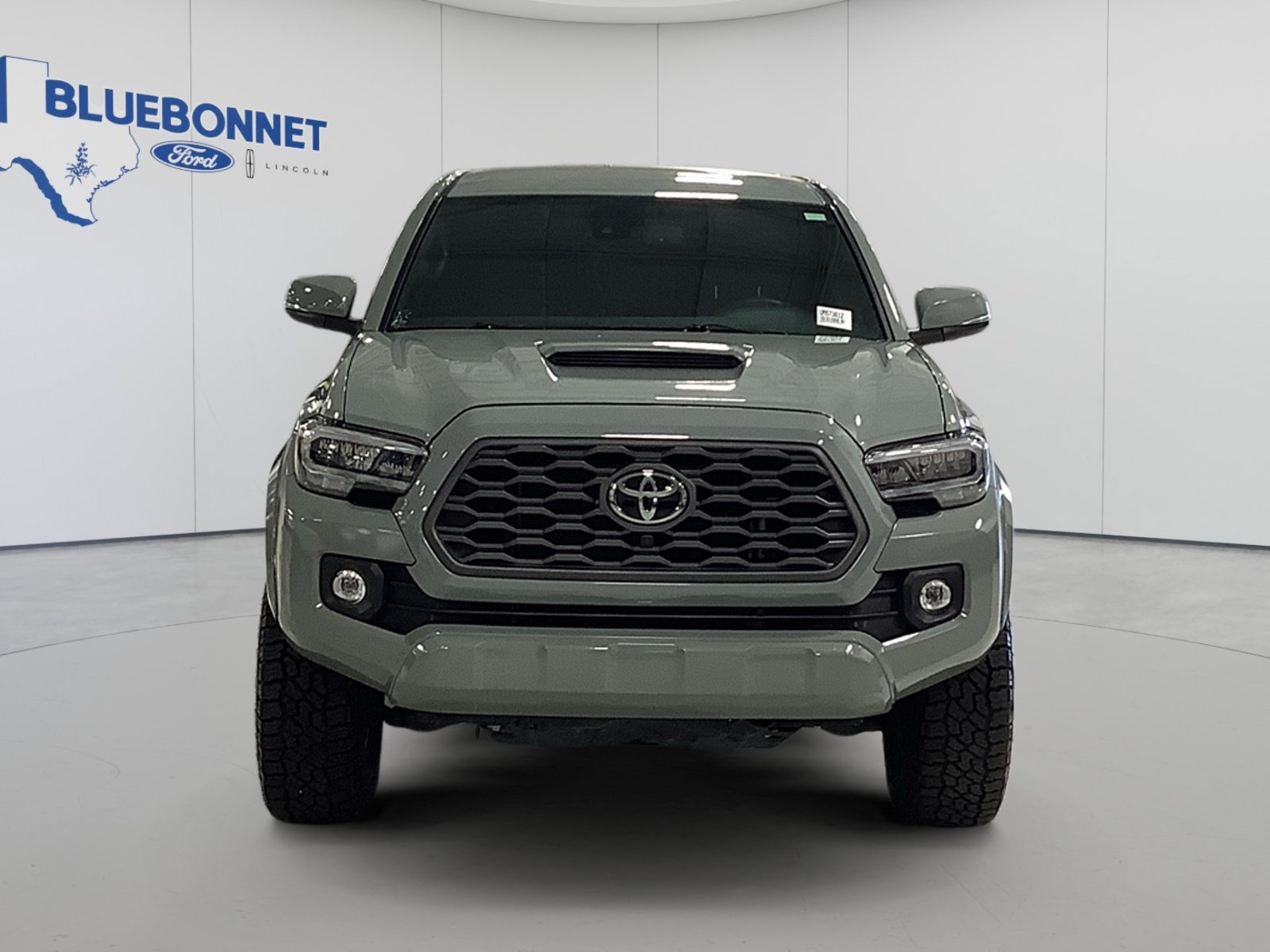 Used 2023 Toyota Tacoma TRD Sport w/ Advanced Technology Package AWD/4WD image 2
