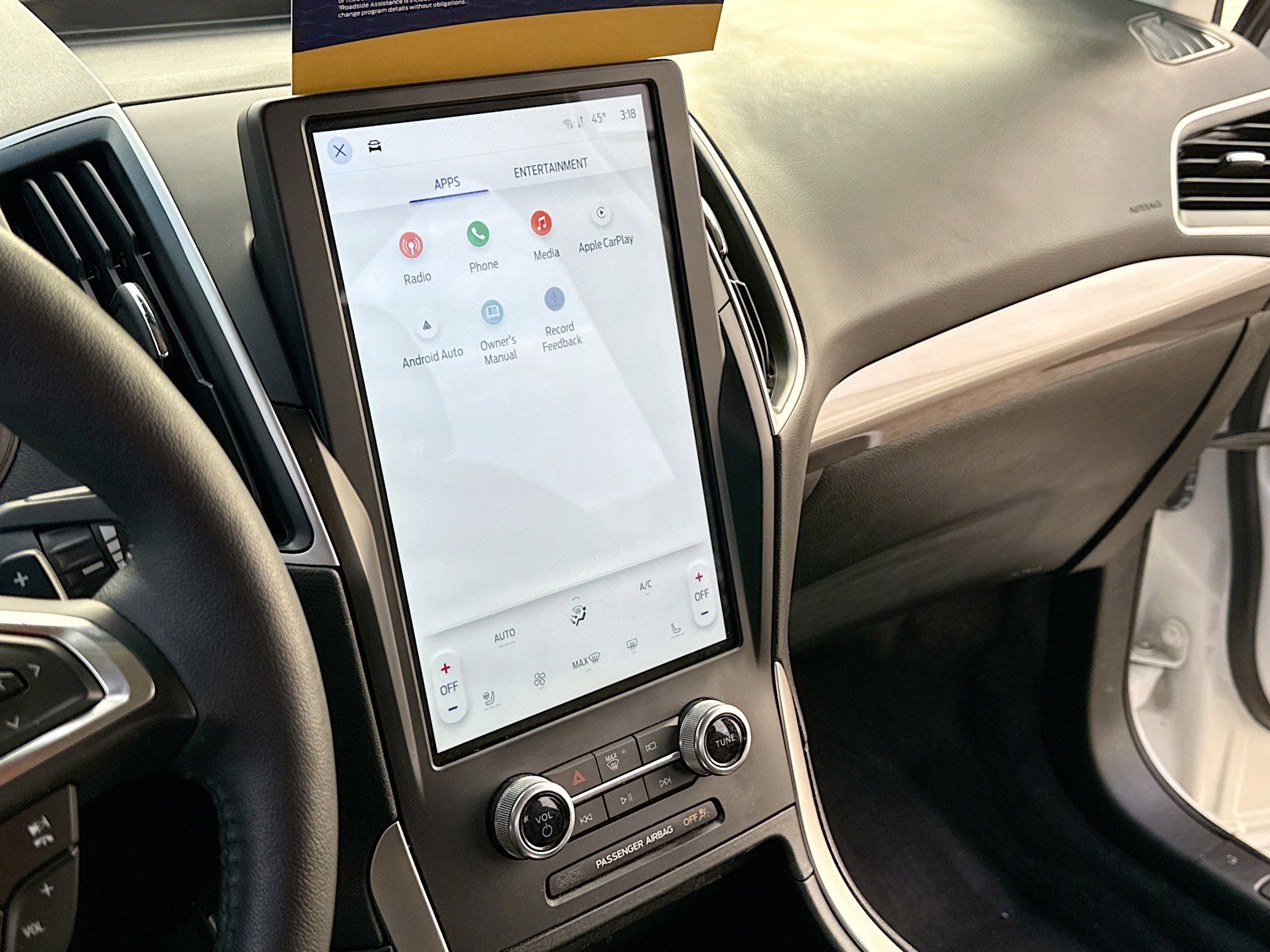 Certified 2024 Ford Edge SEL w/ Convenience Package image 10