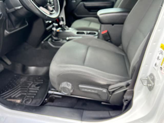 Used 2018 Jeep Wrangler Unlimited Sport S AWD/4WD image 11