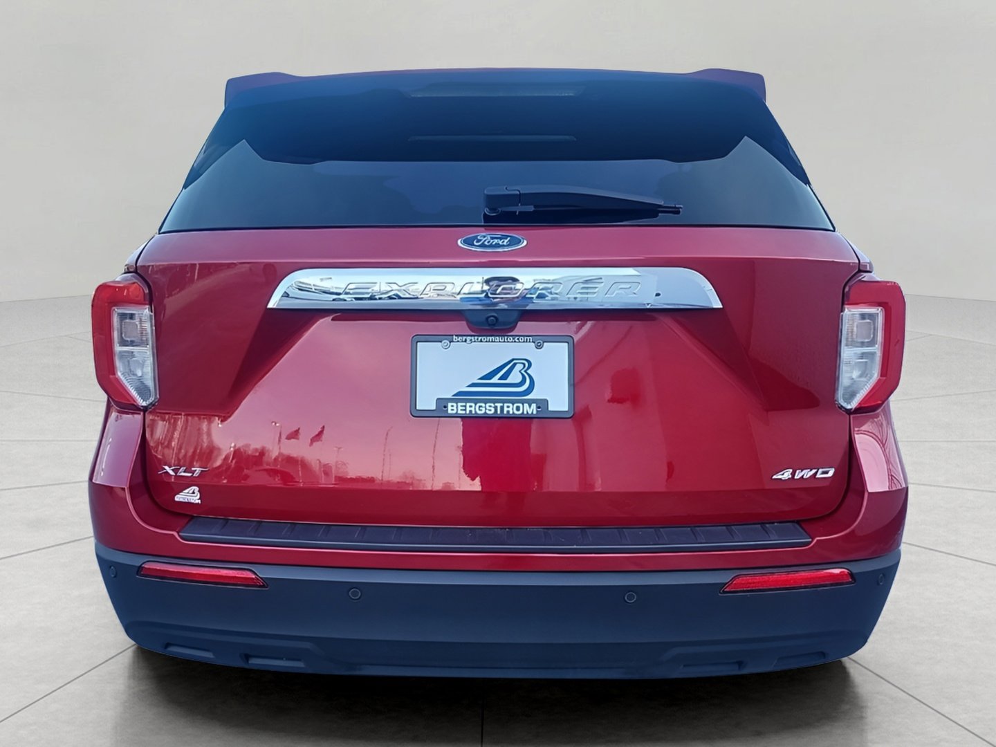 Certified 2022 Ford Explorer XLT image 10