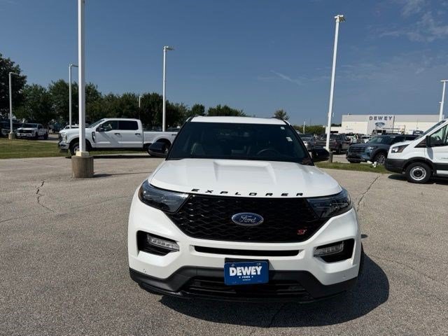 Certified 2023 Ford Explorer ST w/ Equipment Group 401A AWD/4WD image 2