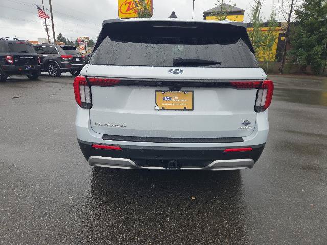 Certified 2025 Ford Explorer Platinum w/ LUX Leather Package AWD/4WD image 7