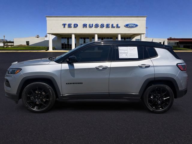 Used 2022 Jeep Compass Latitude w/ Convenience Group FWD image 7