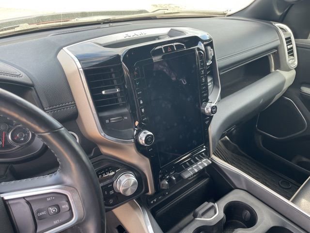 Used 2019 RAM 1500 Laramie w/ Sport Appearance Package image 10