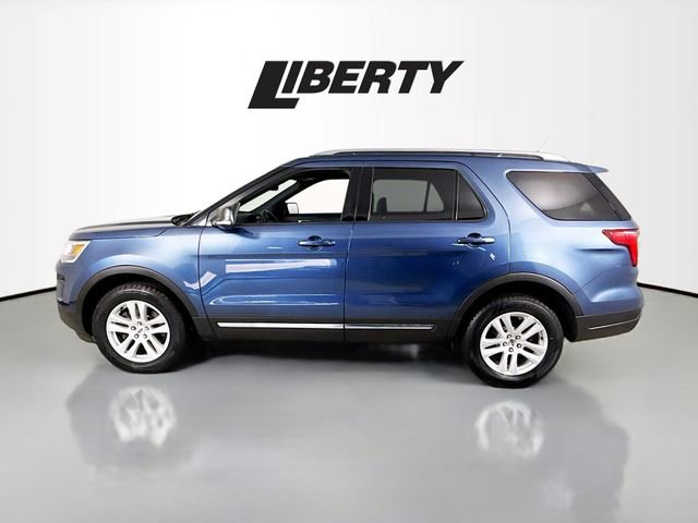 Certified 2019 Ford Explorer XLT w/ Equipment Group 202A image 4