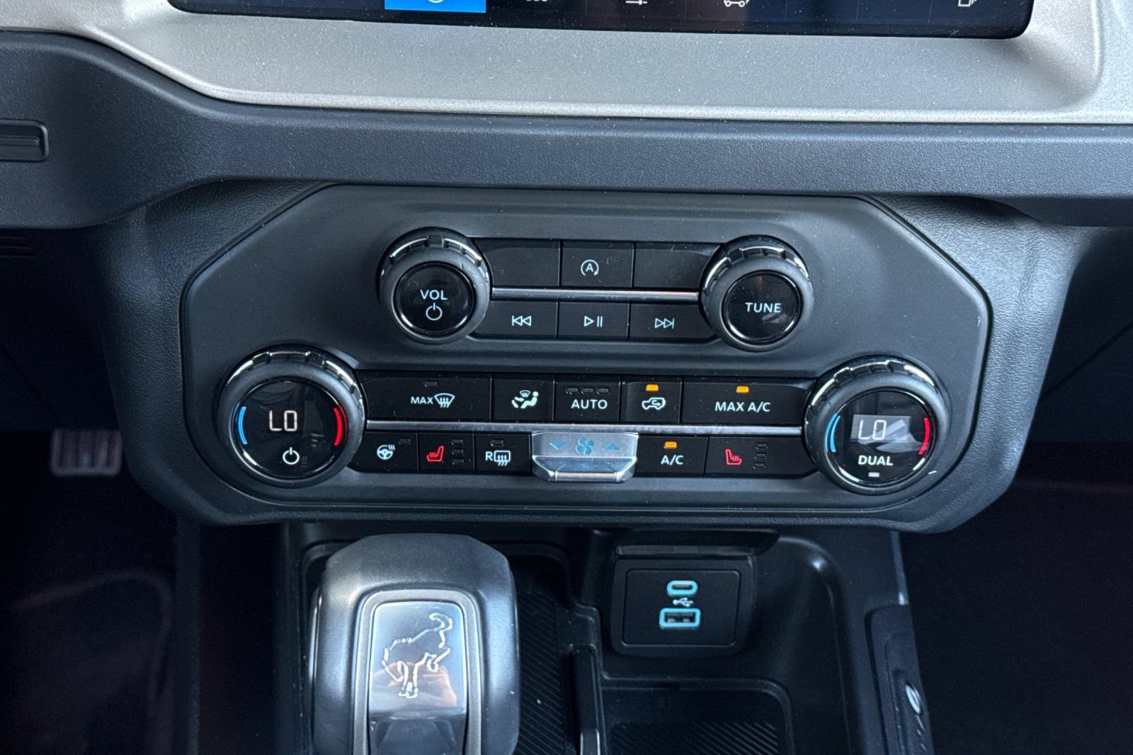 Certified 2025 Ford Bronco Outer Banks AWD/4WD image 23