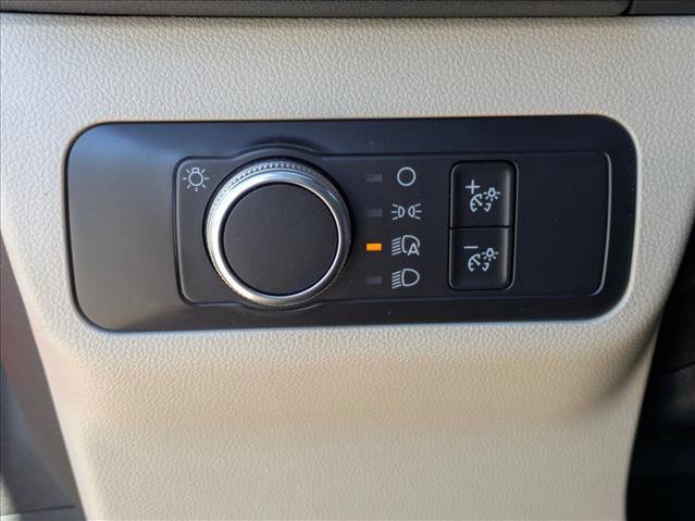 Certified 2020 Ford Escape SE image 13