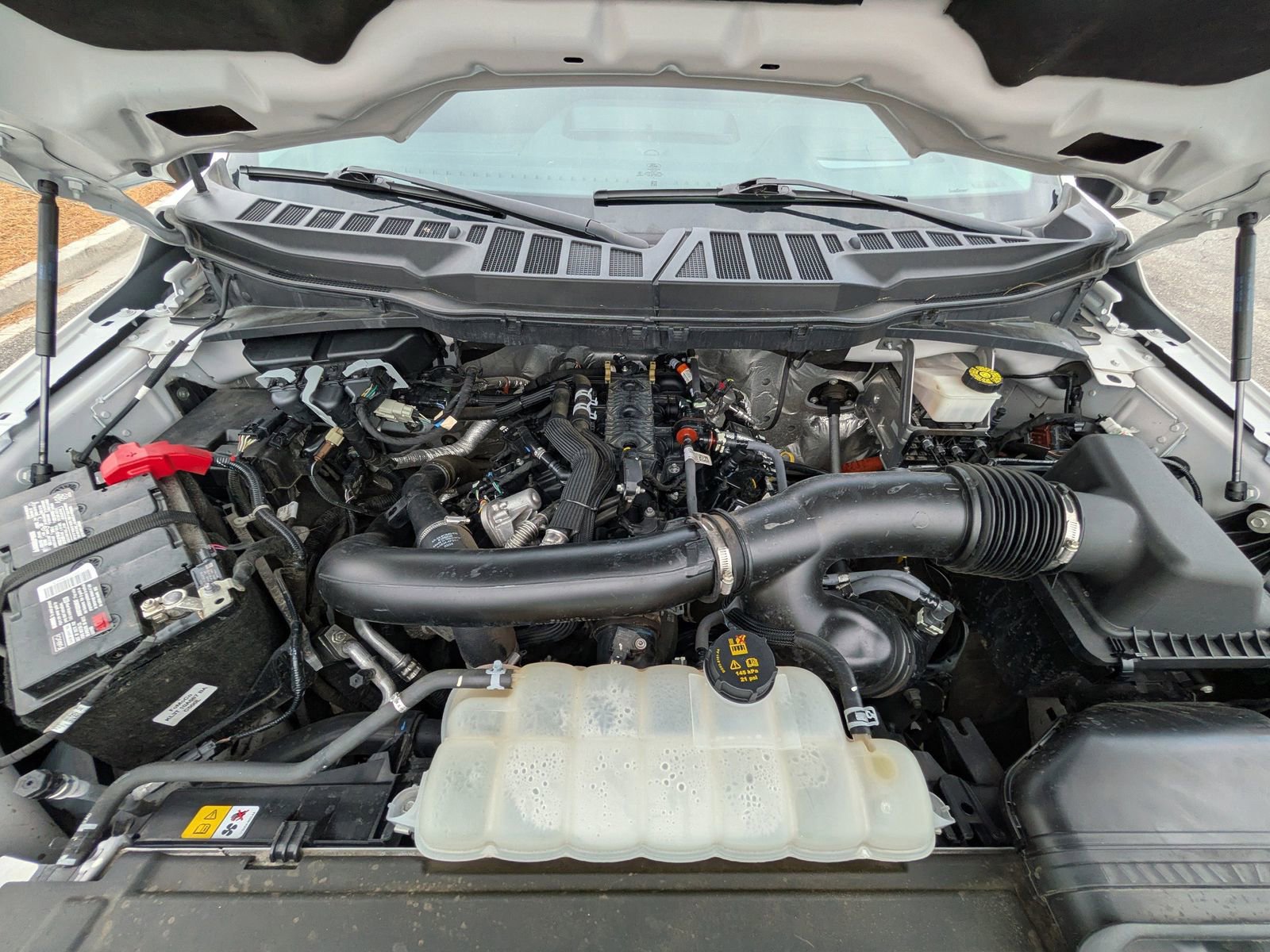 Certified 2024 Ford F150 Lariat w/ Equipment Group 502A High image 9