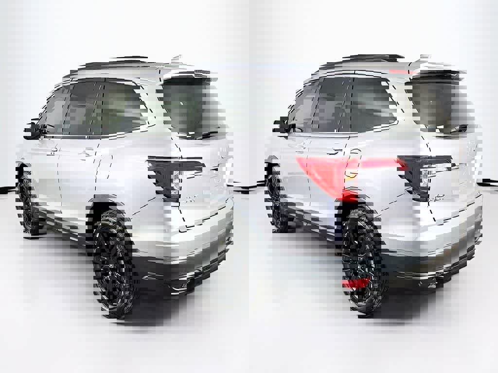 Used 2022 Honda Pilot Special Edition image 3