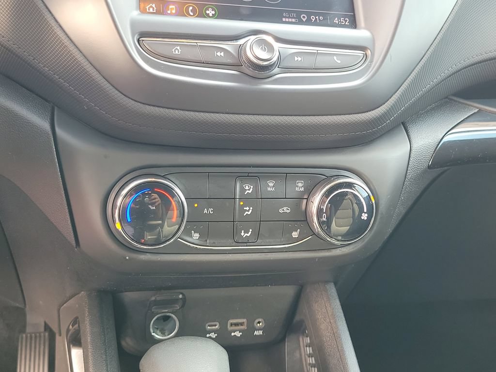 Used 2022 Chevrolet TrailBlazer LT AWD/4WD image 28