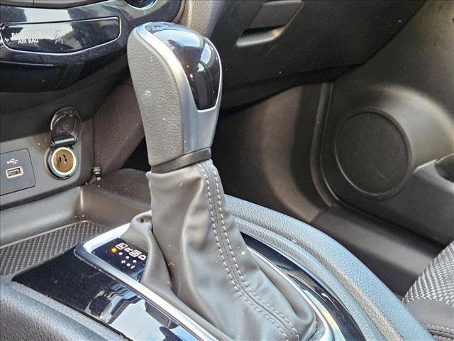 Used 2021 Nissan Rogue Sport SV image 17