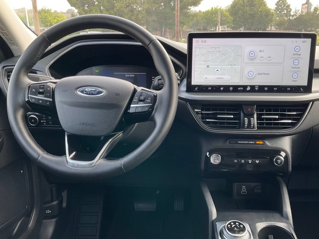 Certified 2024 Ford Escape SE FWD image 27