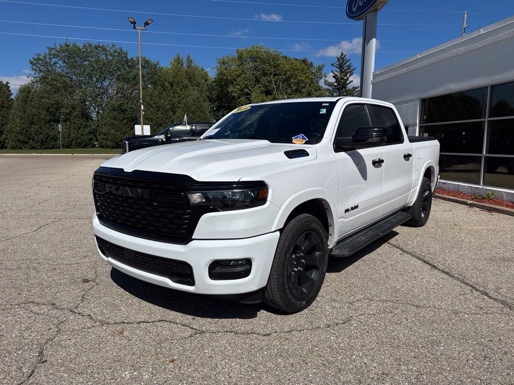 Used 2025 RAM 1500 Big Horn AWD/4WD image 7