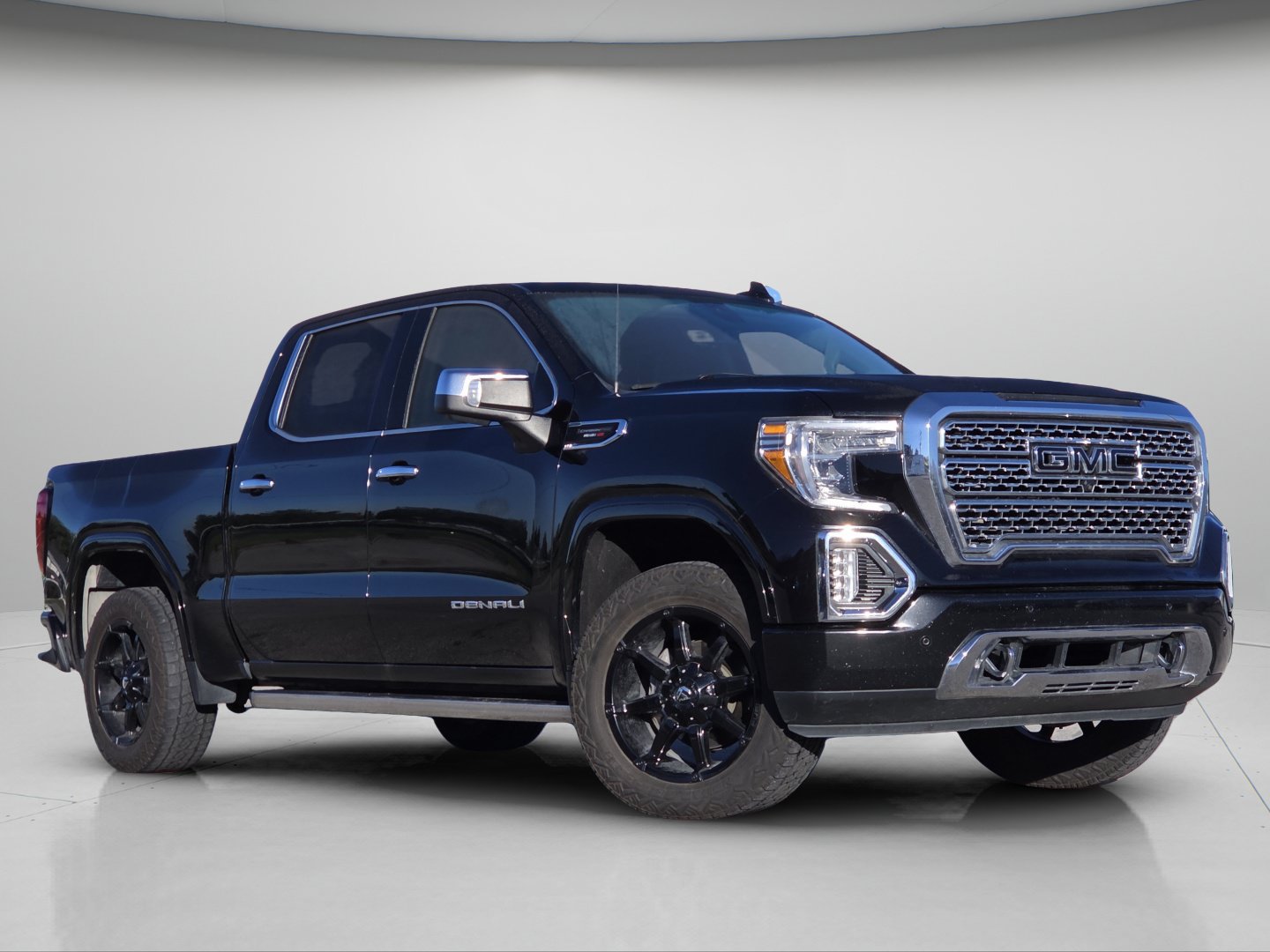 Used 2020 GMC Sierra 1500 Denali w/ Denali Ultimate Package AWD/4WD image 2