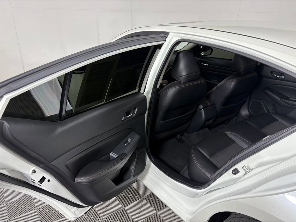 Used 2020 Nissan Altima 2.5 SR w/ Premium Package image 28