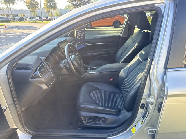 Used 2023 Toyota Camry SE FWD image 15