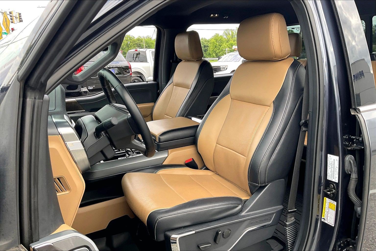 Certified 2022 Ford F150 Lariat AWD/4WD image 23