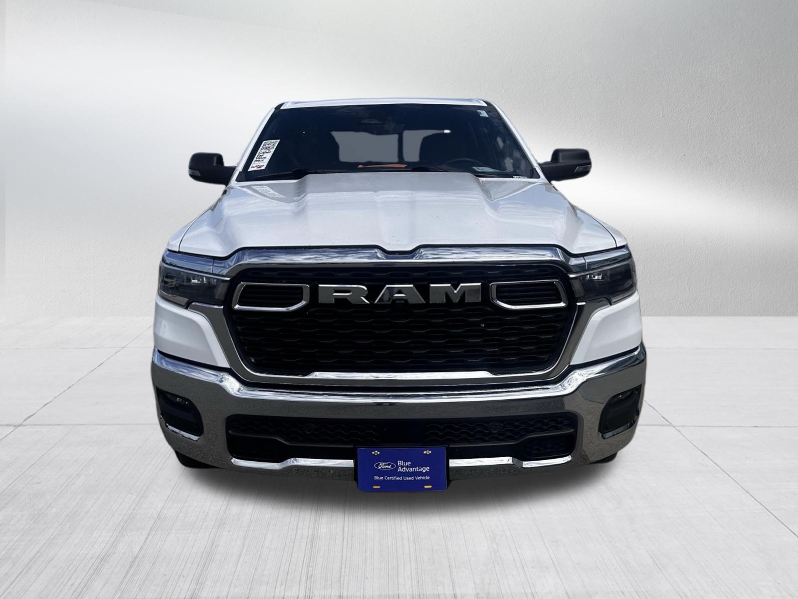 Used 2025 RAM 1500 Big Horn AWD/4WD image 2