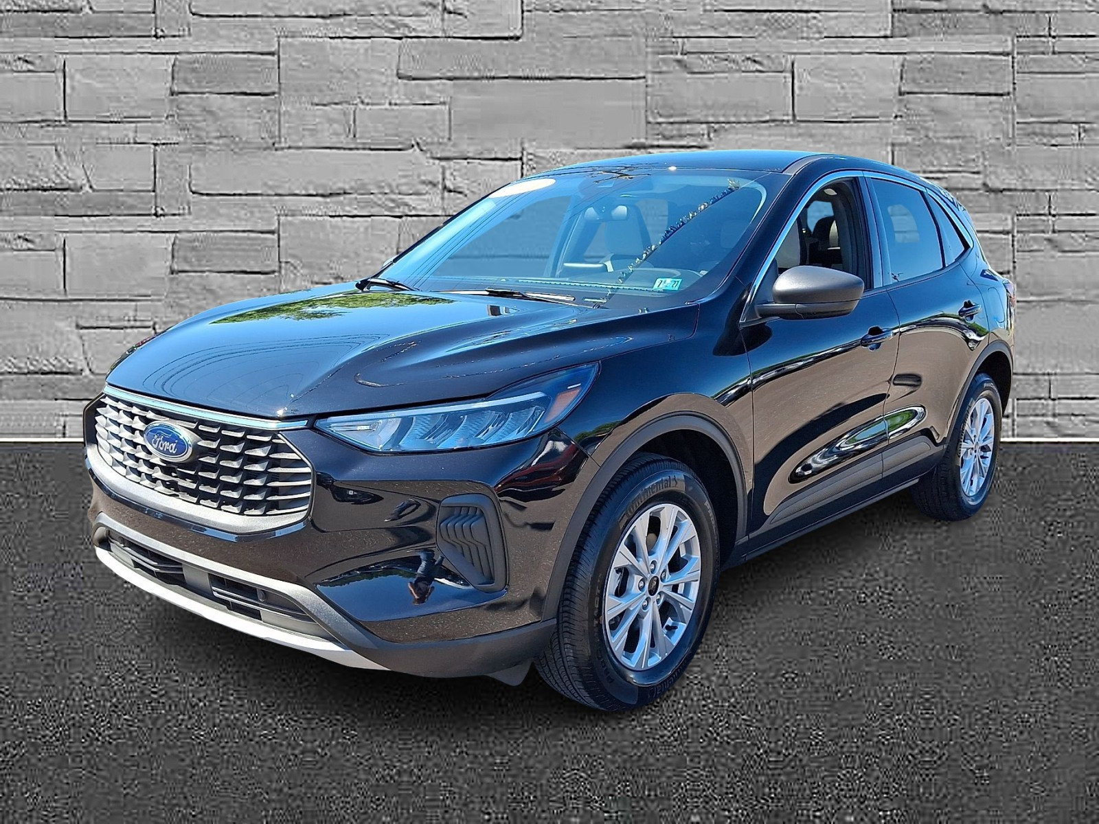 Certified 2024 Ford Escape Active AWD/4WD image 4