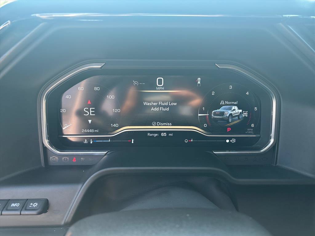 Used 2024 GMC Sierra 1500 AT4 w/ Technology Package AWD/4WD image 29