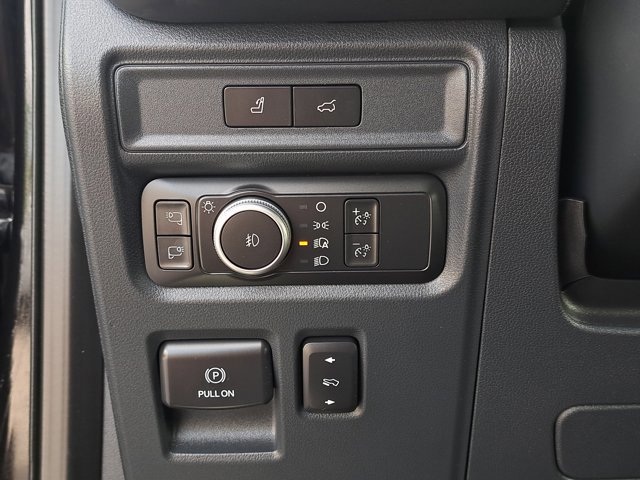 Certified 2022 Ford Expedition Platinum image 26