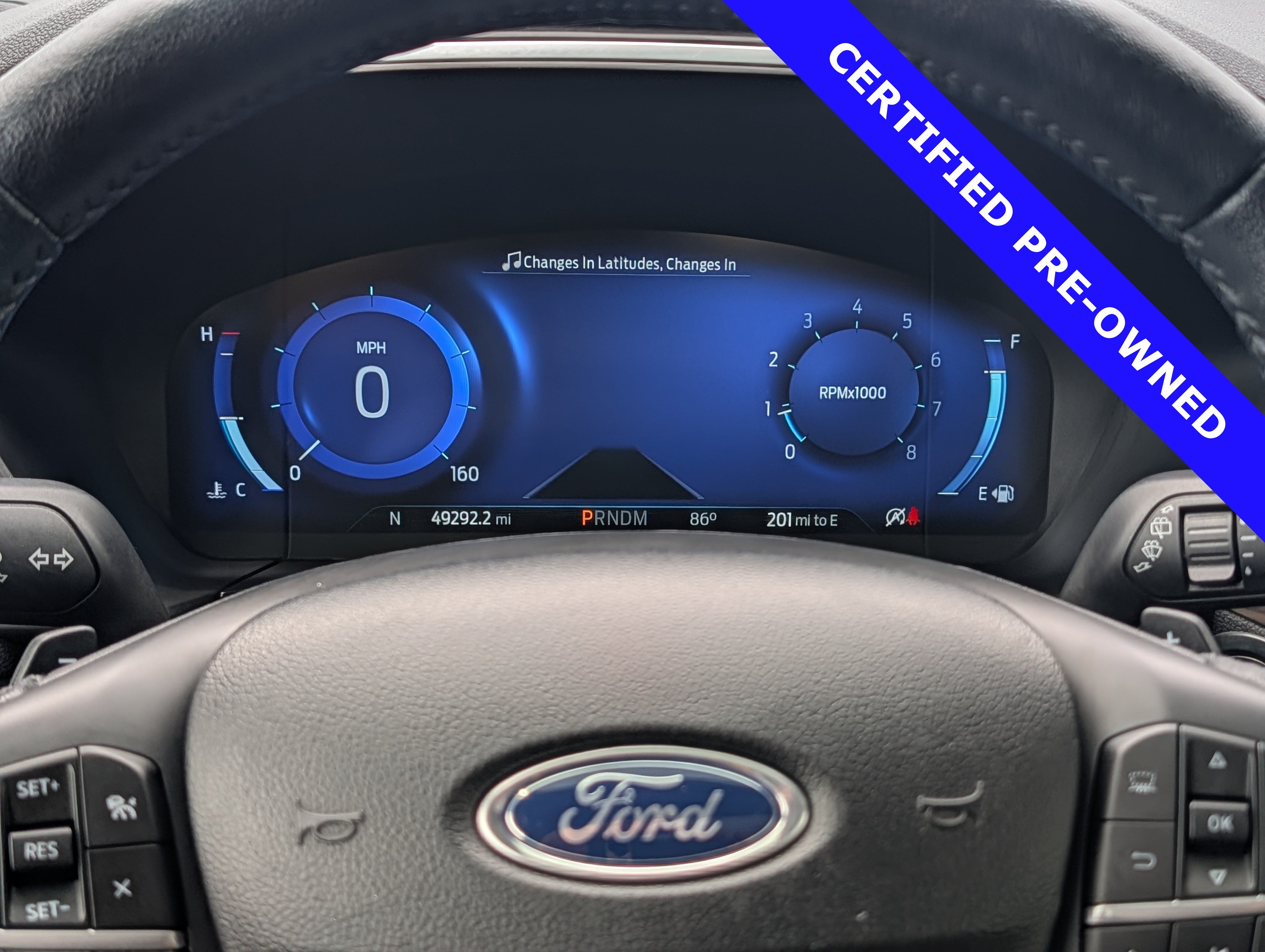 Certified 2020 Ford Escape Titanium AWD/4WD image 30