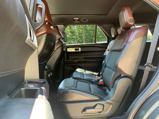 Certified 2020 Ford Explorer Platinum w/ Premium Technology Package AWD/4WD image 24