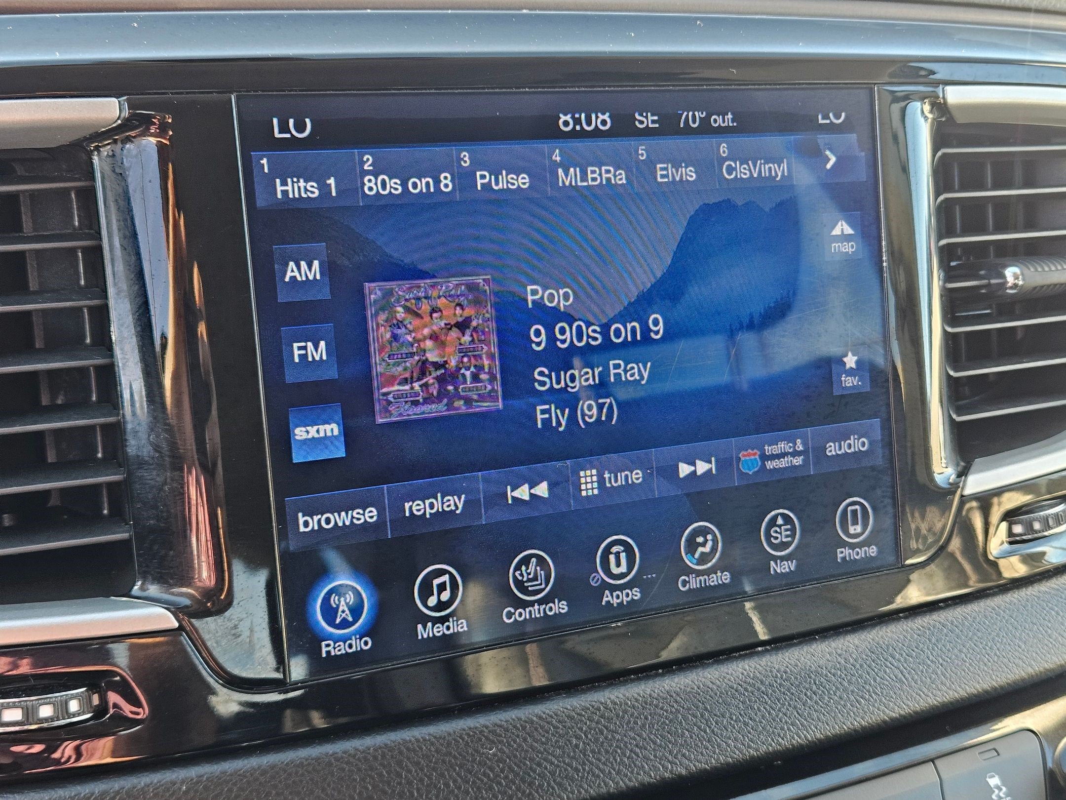Used 2017 Chrysler Pacifica Touring-L FWD image 24
