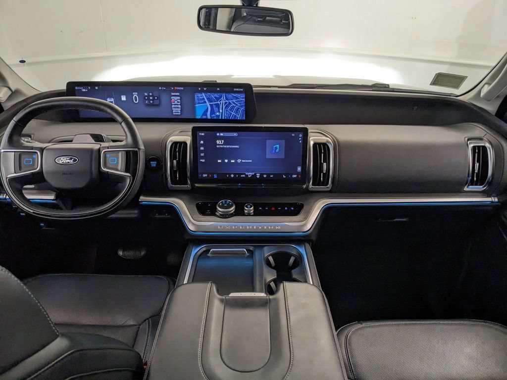 Certified 2025 Ford Expedition Max Platinum AWD/4WD image 7