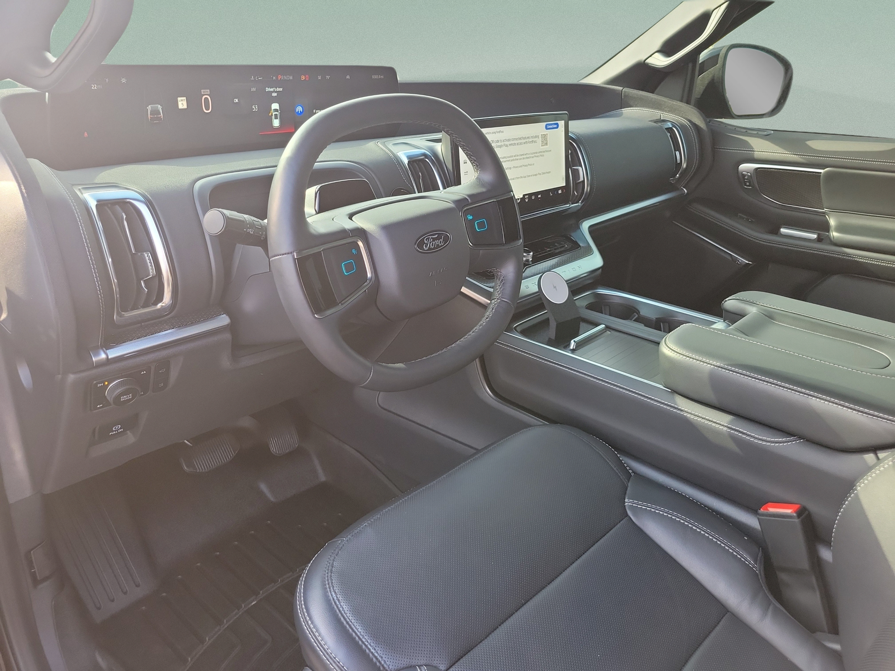 Certified 2026 Ford Expedition Max Platinum w/ Stealth Performance Package AWD/4WD image 21