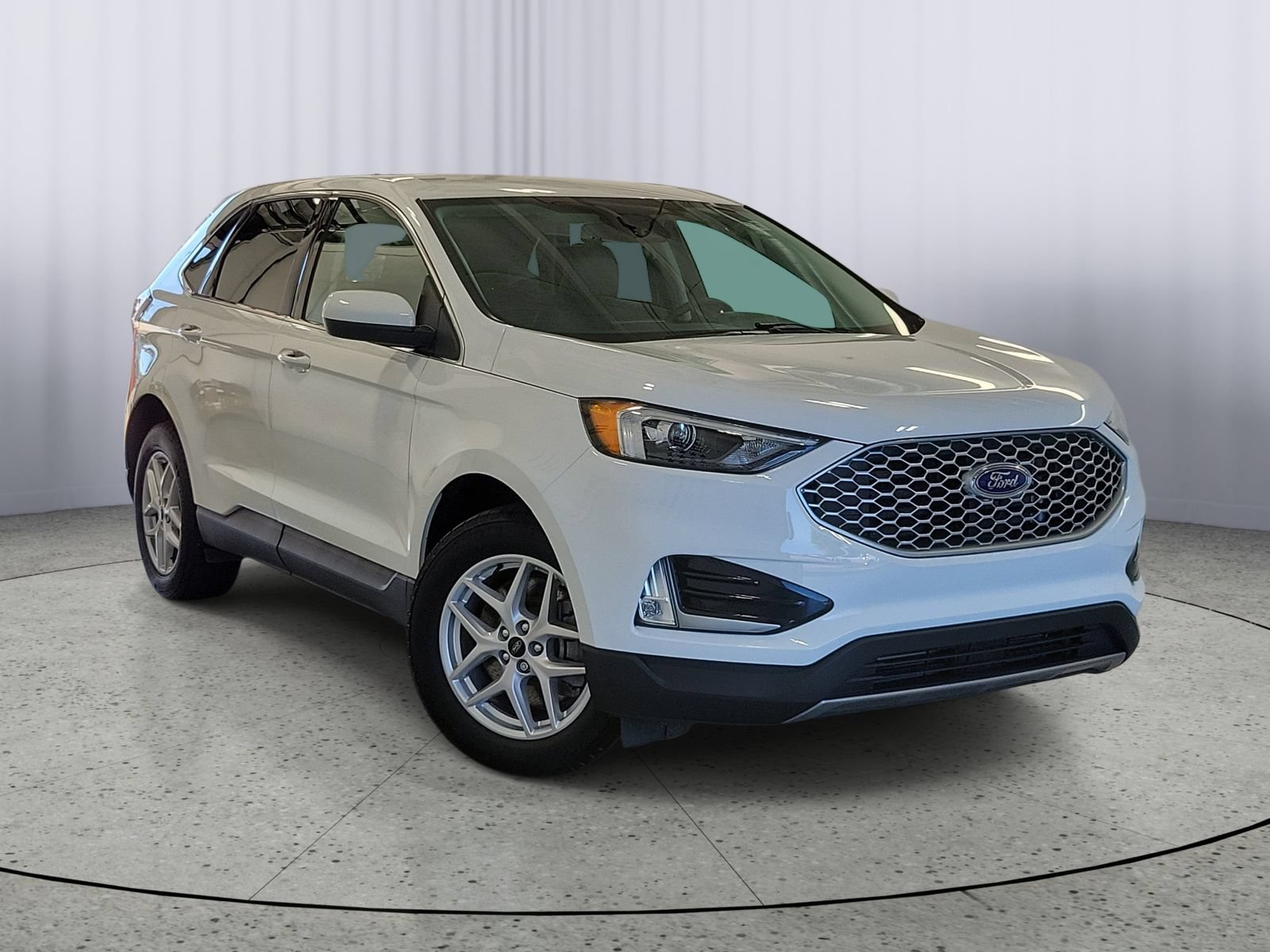Certified 2024 Ford Edge SEL w/ Convenience Package